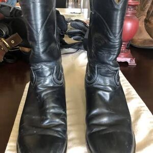 Size 7.5D Justin Cowboy boots